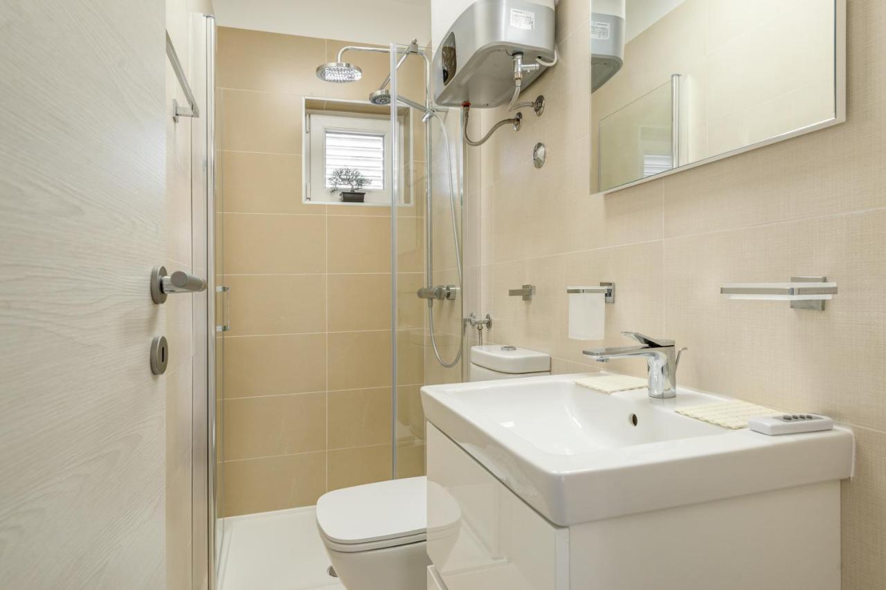 נובליה Joy 1 Apartment מראה חיצוני תמונה