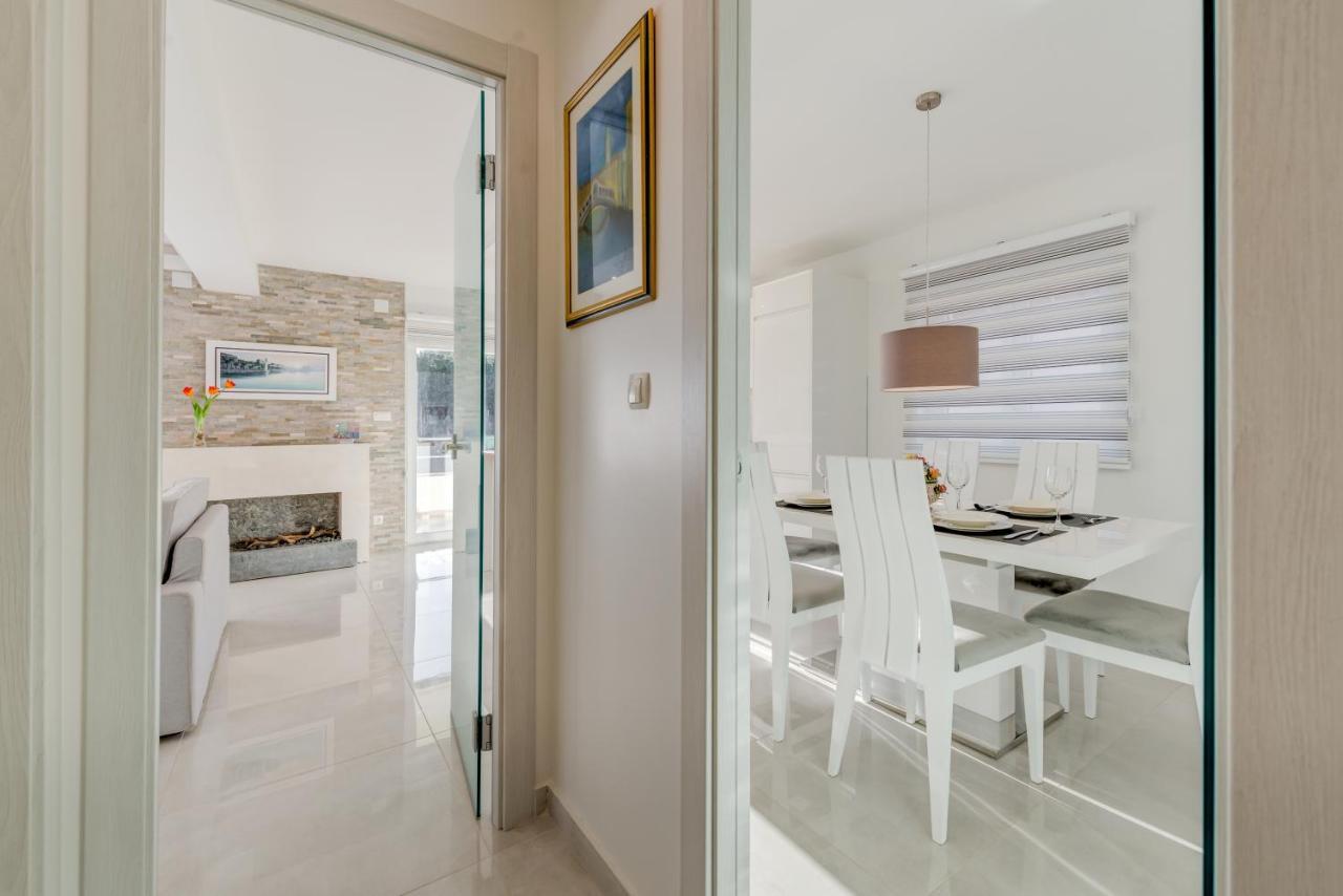 נובליה Joy 1 Apartment מראה חיצוני תמונה