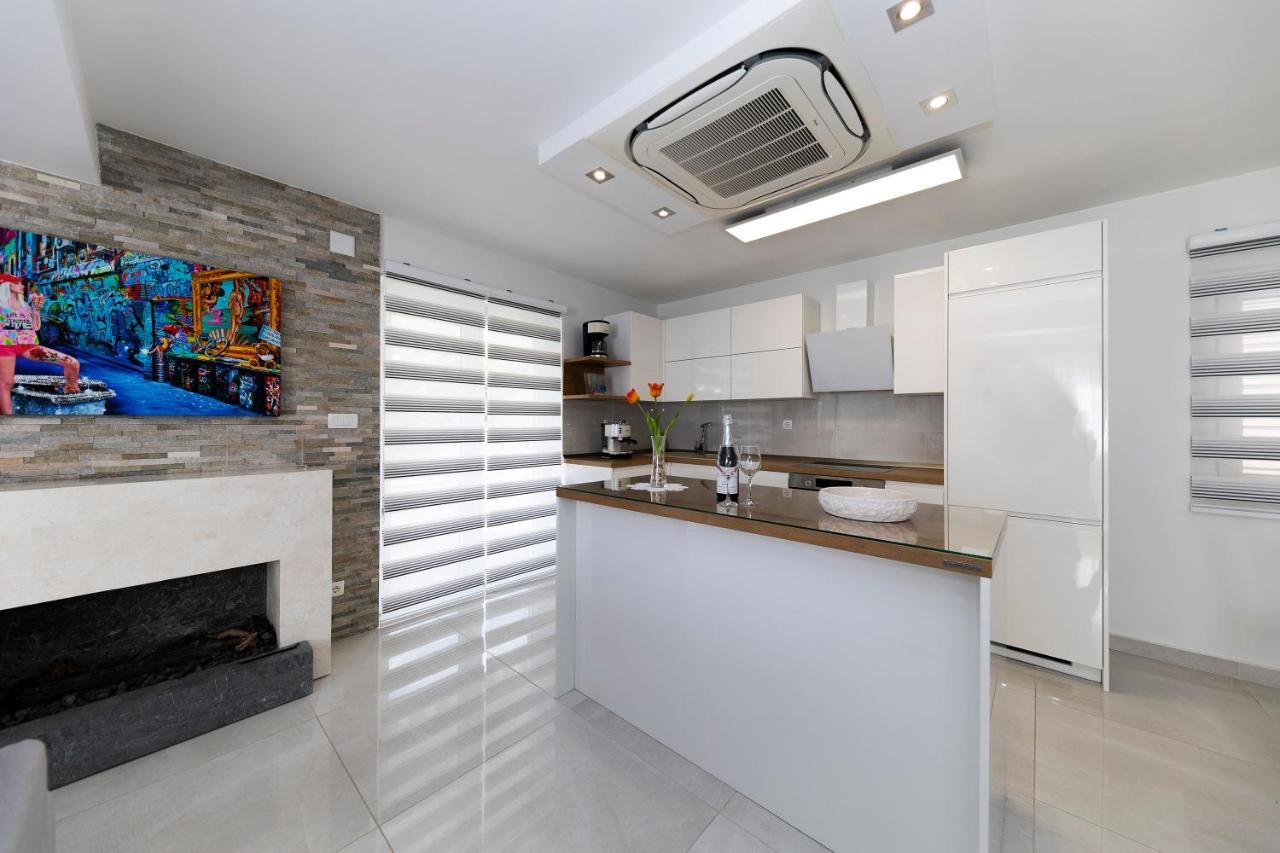 נובליה Joy 1 Apartment מראה חיצוני תמונה