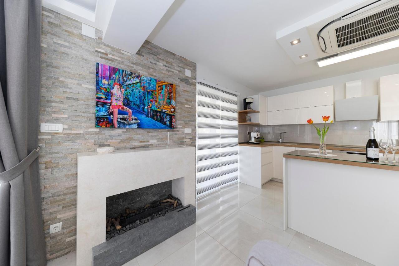 נובליה Joy 1 Apartment מראה חיצוני תמונה